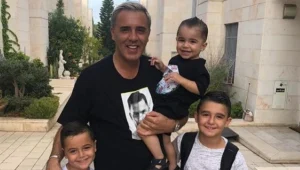 לוח וגיר: ילדי המפורסמים מתחילים את היום הראשון ללימודים