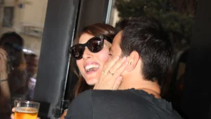 הלם: את מי נישק יהודה לוי?!