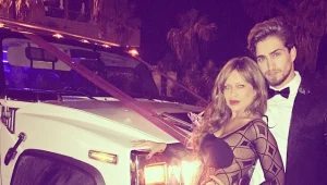 בלי תחתון, עם הרבה שמחה, אביבית בר זהר חוגגת!