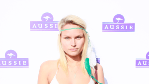 אלכסה מודה: "רז לא מקנא לי"