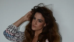 היפה והנכונה: רונה לי שמעון בקמפיין ראשון