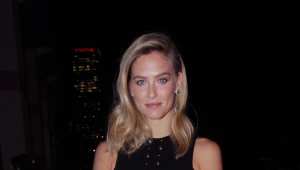 בר רפאלי בוחרת טבעת