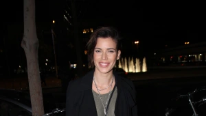 אופס: החצאית של נטלי דדון ירדה נמוך מדי