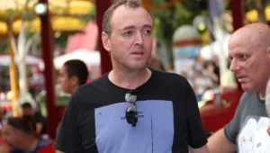 מי עיצבן את שלום אסייג??