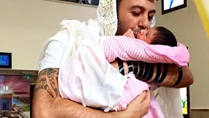קבלו את הבאבא : ליאור נרקיס מקדש!