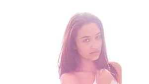 האקסית של אייל גולן בתמונות לוהטות!