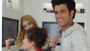 טל מוסרי מתאפר?!