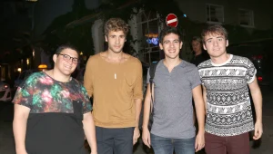 כוכבי גאליס חוגגים