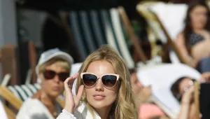 קרוב רחוק: בר פאלי ניצלת מתאונת מלתחה