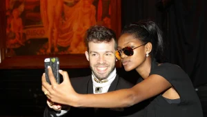 לא רואה בעיניים: הקמפיין הראשון של טיטי