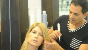 דפנה שחר עושה פן, אבל באיזו תסרוקת היא תבחר לחתונה?