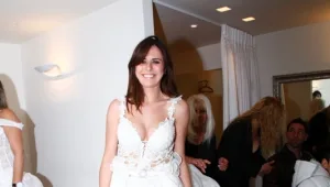 ראיתם כבר הכל? קבלו את נלה גולדברג בשמלת כלה