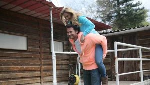 שק קמח חטוב: בר רפאלי דוהרת על נועם טור