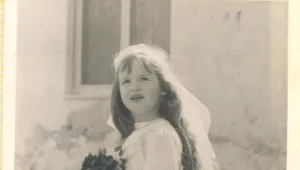 שוס: תמונות נדירות של לאה שנירר כילדה קטנה