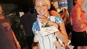 יעל בר זוהר עדיין נראית מעולה