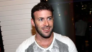 בשבקין משחק אותה פרינס צ'ארמינג