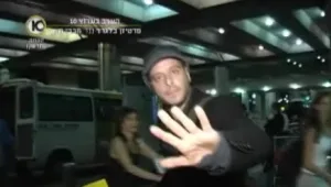 רן שריג מתעצבן על צלם