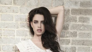 אז מי יותר יפה ונכונה - אור גרוסמן או רותם סלע?