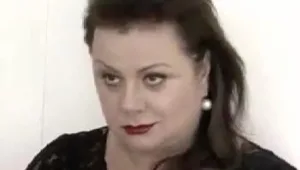 חנה לסלאו לומדת לאהוב את עצמה