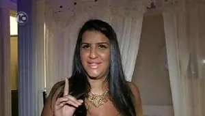 עינב בובליל חולקת חוויות מההריון