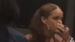 צפו: האם ריהאנה מגלגלת קוקאין?