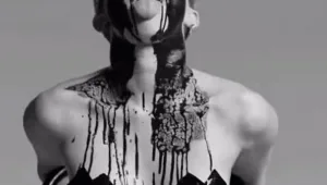 מיילי סיירוס צילמה סרטון פורנו