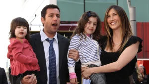 אדם סנדלר מקבל כוכב בשדרות הוליווד