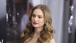 סדקים ראשונים באירוסים של נטלי פורטמן