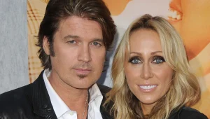 ההורים של מיילי סיירוס התגרשו