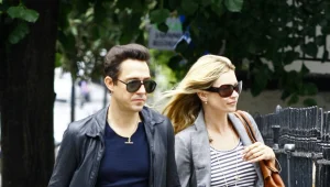 קייט מוס וג'יימי הינס התחתנו?