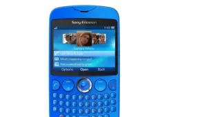 סוני אריקסון מציגה שלושה מכשירים חדשים