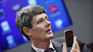 איך הגיע מנכ"ל בלאקברי העולמית לשעבר לספסלי בית המשפט המחוזי בתל אביב