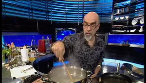 אתם שואלים - אהרוני עונה