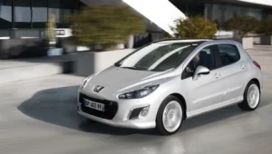 פיג'ו 308 זוכה לעיצוב מעודכן