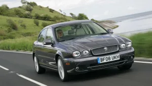 יגואר מתכננת מכונית יוקרה קטנה