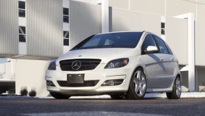 מרצדס עם שרירים: B55