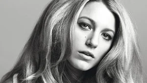 השחקנית בלייק לייבלי חושפת: "מאפר צילם אותי בזמן שישנתי"