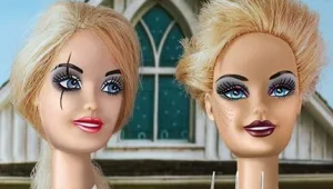 צפו: בובת ברבי כפי שמעולם לא ראיתם