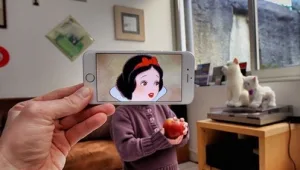 גאוני: האמן שמוציא את הגיבורים האהובים עליכם מהמסך אל הרחוב