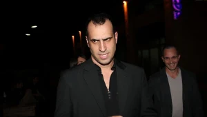 לא רק איצקו מ'רמזור': המופע המדהים של ליאור כלפון