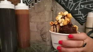 שוק אוכל חדש ומטורלל בתל אביב, ויש בו דוכן מתוק שיגרום לכם להתמכר (ואז להצטער)