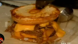 להיט חדש באמריקה: דונאטבורגר