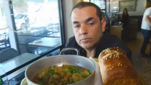 אכילת מוח • ניב גלבוע בששון החיפאית