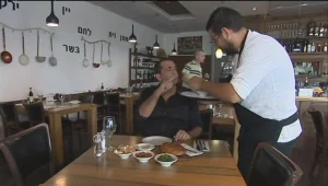 בשר וכפית • ניב גלבוע במסעדת בשר בשר