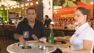 סטייק או מסטיק? • ניב גלבוע ב"רובע 5"