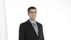 טור: מה יש בפרקליטות שמושך אש מכל הכיוונים?