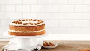 מתכון לעוגת שכבות עם לוטוס ואייריש קרים