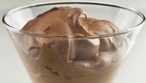 מתכון למוס שוקולד וברנדי