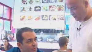 דים-סאם כמו בסין • ניב גלבוע ב"פוראמה"