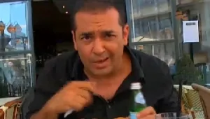 ניב גלבוע מבקר ב"ארנב הלבן"